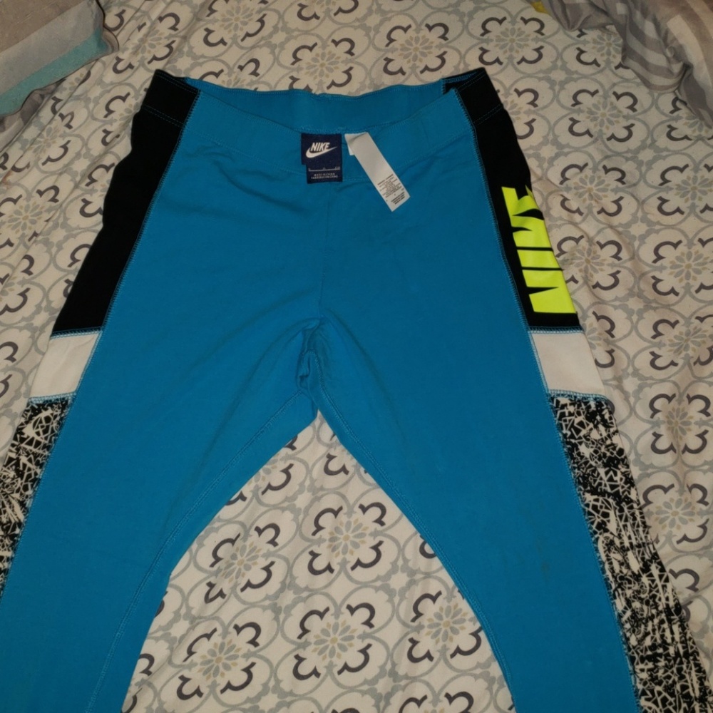 Workout tights